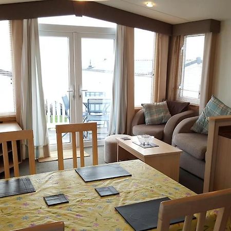 Apartmán Cozy And Relaxing With Stunning Sea Views Lytchett Minster Exteriér fotografie
