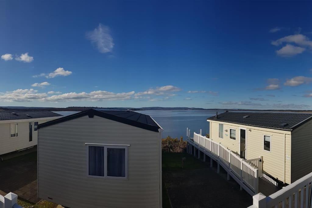 Apartmán Cozy And Relaxing With Stunning Sea Views Lytchett Minster Exteriér fotografie